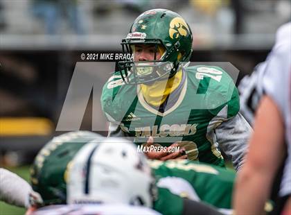 Thumbnail 2 in Dighton-Rehoboth Regional vs. Apponequet Regional photogallery.