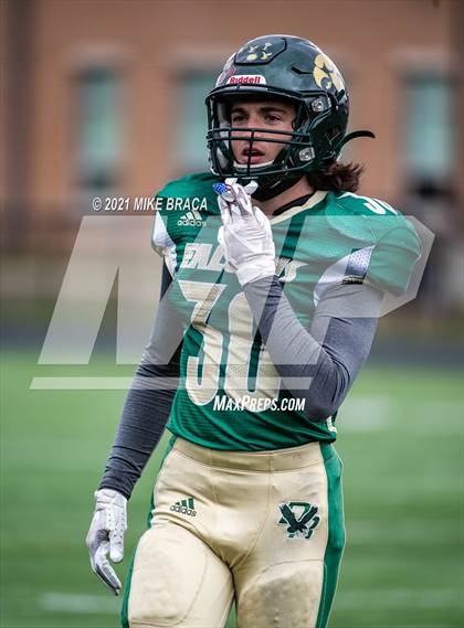 Thumbnail 2 in Dighton-Rehoboth Regional vs. Apponequet Regional photogallery.
