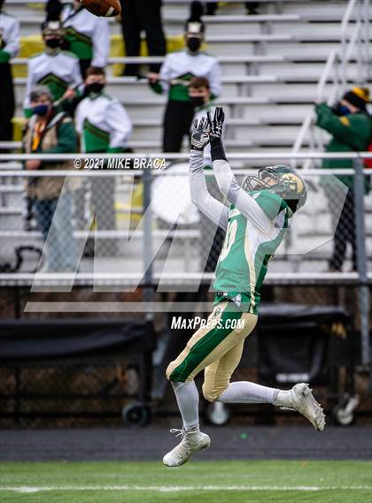 Thumbnail 1 in Dighton-Rehoboth Regional vs. Apponequet Regional photogallery.