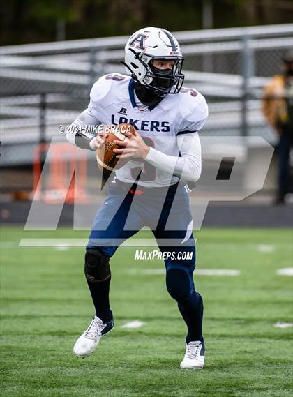 Thumbnail 3 in Dighton-Rehoboth Regional vs. Apponequet Regional photogallery.