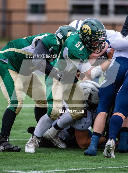 Thumbnail 1 in Dighton-Rehoboth Regional vs. Apponequet Regional photogallery.