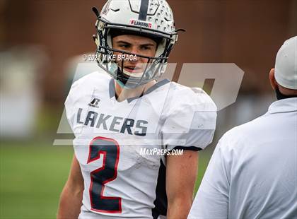 Thumbnail 1 in Dighton-Rehoboth Regional vs. Apponequet Regional photogallery.