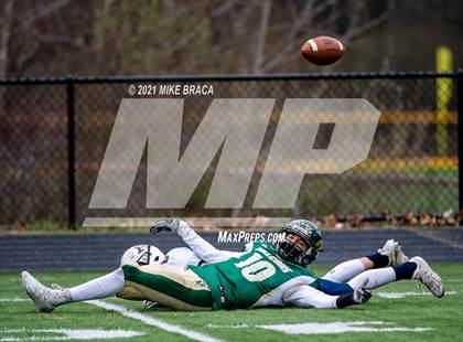 Thumbnail 3 in Dighton-Rehoboth Regional vs. Apponequet Regional photogallery.