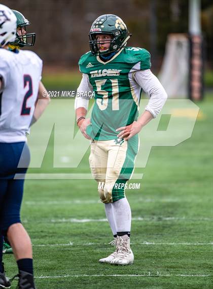 Thumbnail 1 in Dighton-Rehoboth Regional vs. Apponequet Regional photogallery.