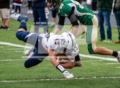 Thumbnail 2 in Dighton-Rehoboth Regional vs. Apponequet Regional photogallery.
