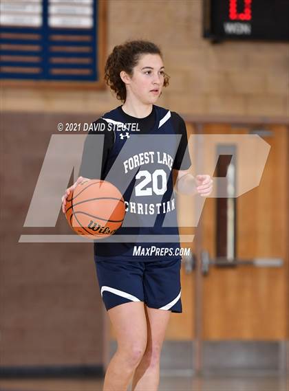 Thumbnail 1 in Forest Lake Christian vs. Elk Grove (Chavez Classic) photogallery.