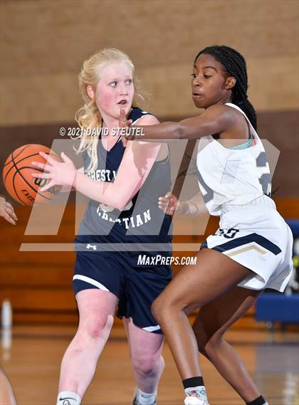 Thumbnail 1 in Forest Lake Christian vs. Elk Grove (Chavez Classic) photogallery.
