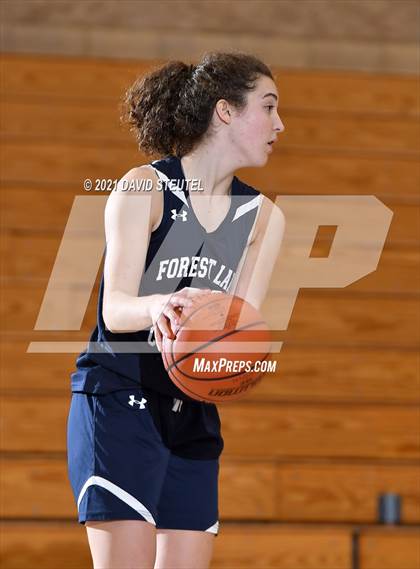 Thumbnail 3 in Forest Lake Christian vs. Elk Grove (Chavez Classic) photogallery.