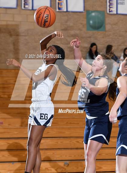 Thumbnail 3 in Forest Lake Christian vs. Elk Grove (Chavez Classic) photogallery.