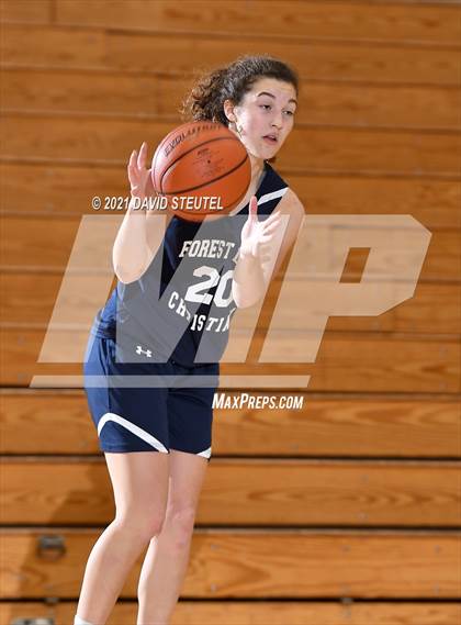 Thumbnail 1 in Forest Lake Christian vs. Elk Grove (Chavez Classic) photogallery.