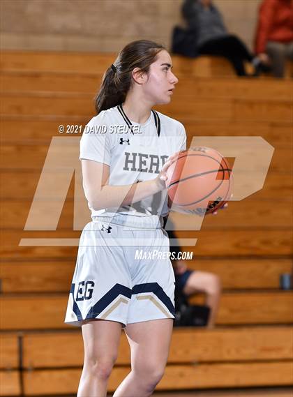 Thumbnail 1 in Forest Lake Christian vs. Elk Grove (Chavez Classic) photogallery.