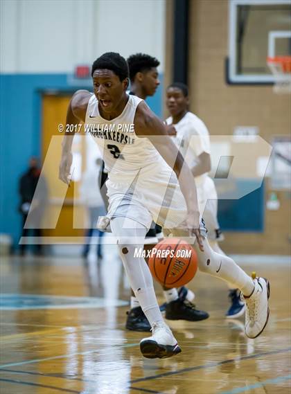 Thumbnail 2 in Poughkeepsie vs Kingston (Officials vs Cancer) photogallery.