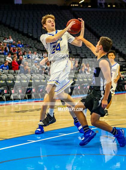 Thumbnail 2 in Del Campo vs. Rocklin (@ Golden 1 Center) photogallery.