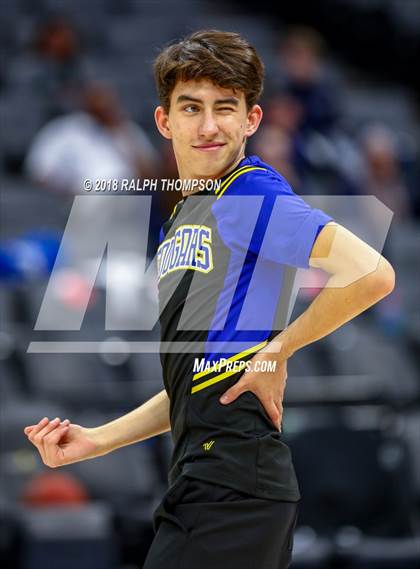 Thumbnail 2 in Del Campo vs. Rocklin (@ Golden 1 Center) photogallery.