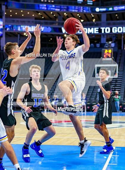 Thumbnail 3 in Del Campo vs. Rocklin (@ Golden 1 Center) photogallery.