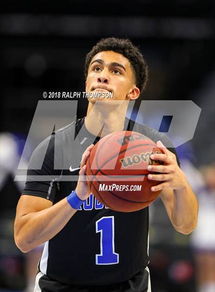Thumbnail 3 in Del Campo vs. Rocklin (@ Golden 1 Center) photogallery.