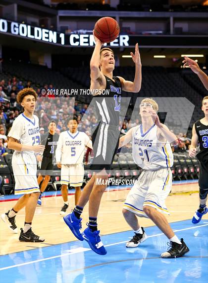 Thumbnail 3 in Del Campo vs. Rocklin (@ Golden 1 Center) photogallery.