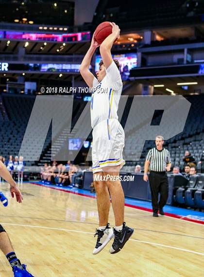 Thumbnail 2 in Del Campo vs. Rocklin (@ Golden 1 Center) photogallery.