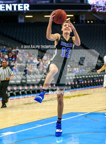 Thumbnail 3 in Del Campo vs. Rocklin (@ Golden 1 Center) photogallery.
