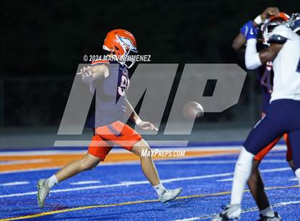 Thumbnail 3 in Sierra Canyon vs Chaminade photogallery.