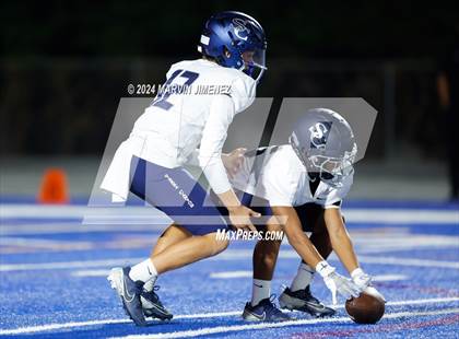 Thumbnail 3 in Sierra Canyon vs Chaminade photogallery.