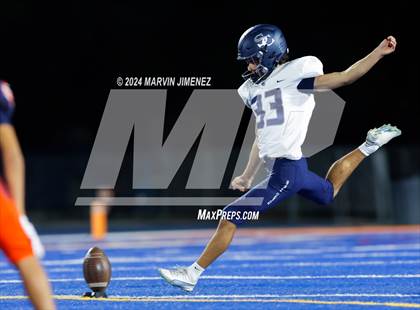 Thumbnail 1 in Sierra Canyon vs Chaminade photogallery.