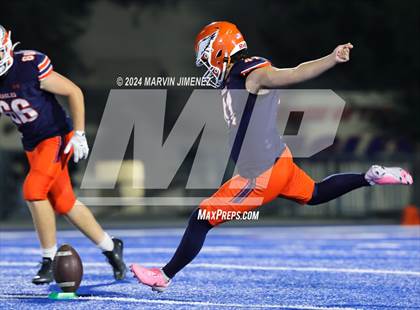 Thumbnail 3 in Sierra Canyon vs Chaminade photogallery.