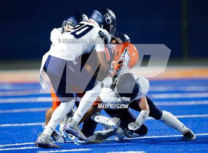 Thumbnail 1 in Sierra Canyon vs Chaminade photogallery.