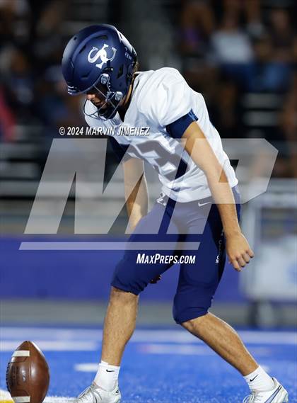 Thumbnail 2 in Sierra Canyon vs Chaminade photogallery.