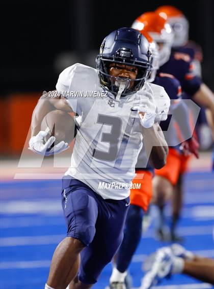 Thumbnail 1 in Sierra Canyon vs Chaminade photogallery.