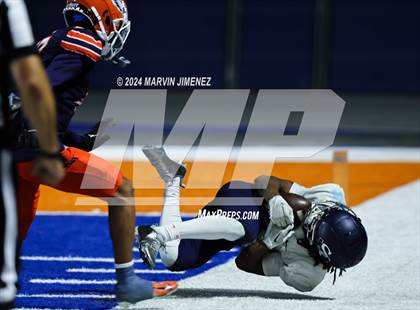 Thumbnail 3 in Sierra Canyon vs Chaminade photogallery.