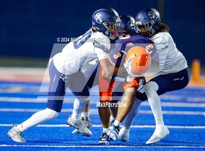 Thumbnail 3 in Sierra Canyon vs Chaminade photogallery.