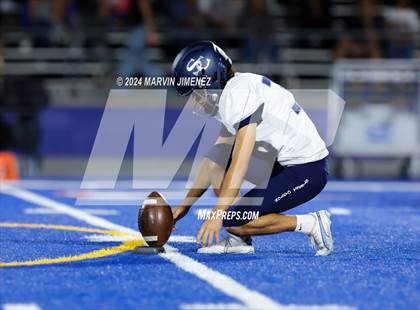 Thumbnail 1 in Sierra Canyon vs Chaminade photogallery.
