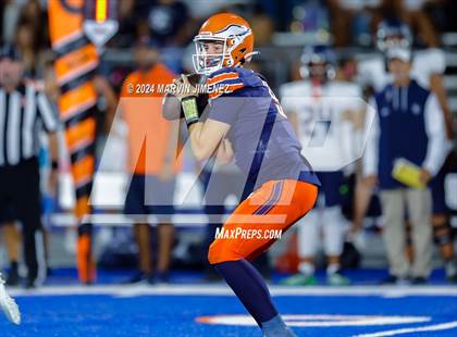 Thumbnail 1 in Sierra Canyon vs Chaminade photogallery.