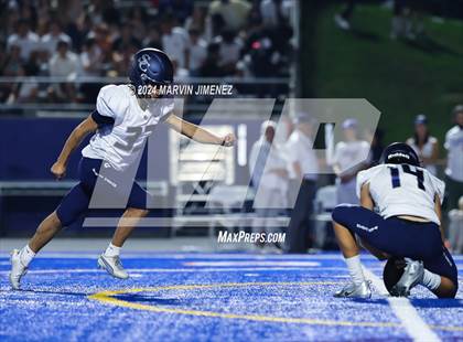 Thumbnail 3 in Sierra Canyon vs Chaminade photogallery.