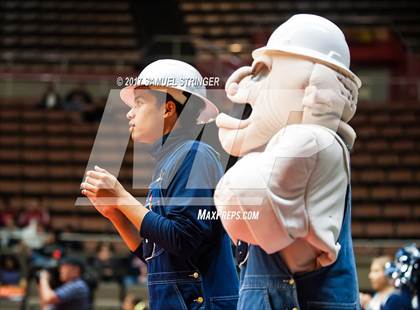 Thumbnail 2 in Bakersfield vs. Independence (CIF CS D2 Final) photogallery.