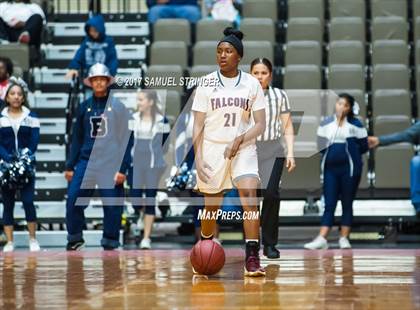 Thumbnail 3 in Bakersfield vs. Independence (CIF CS D2 Final) photogallery.