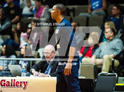 Thumbnail 1 in Bakersfield vs. Independence (CIF CS D2 Final) photogallery.