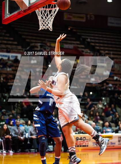 Thumbnail 2 in Bakersfield vs. Independence (CIF CS D2 Final) photogallery.