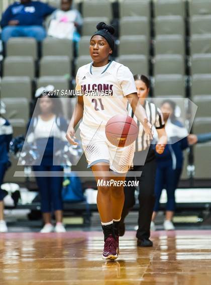 Thumbnail 1 in Bakersfield vs. Independence (CIF CS D2 Final) photogallery.