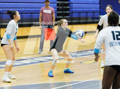Thumbnail 3 in JV: Seckinger @ Brookwood photogallery.