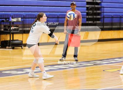 Thumbnail 3 in JV: Seckinger @ Brookwood photogallery.
