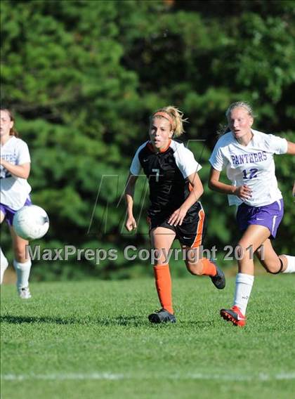 Thumbnail 3 in Nashua South vs Keene photogallery.