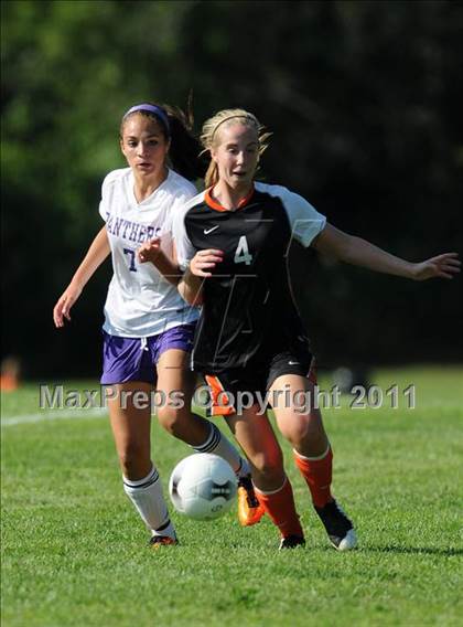 Thumbnail 3 in Nashua South vs Keene photogallery.