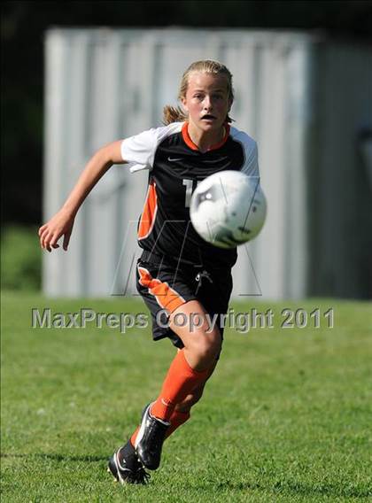 Thumbnail 3 in Nashua South vs Keene photogallery.