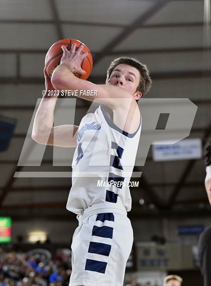 Thumbnail 3 in Curtis vs. Olympia (WIAA 4A Final) photogallery.
