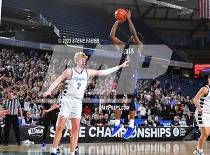 Thumbnail 2 in Curtis vs. Olympia (WIAA 4A Final) photogallery.