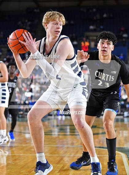 Thumbnail 1 in Curtis vs. Olympia (WIAA 4A Final) photogallery.