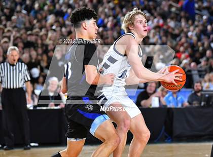 Thumbnail 2 in Curtis vs. Olympia (WIAA 4A Final) photogallery.