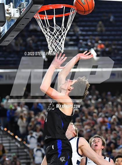 Thumbnail 1 in Curtis vs. Olympia (WIAA 4A Final) photogallery.